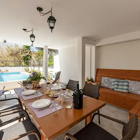 Villa Jelic Zadarvillas *