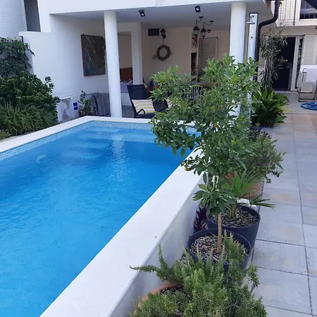Jelic Zadarvillas Nin