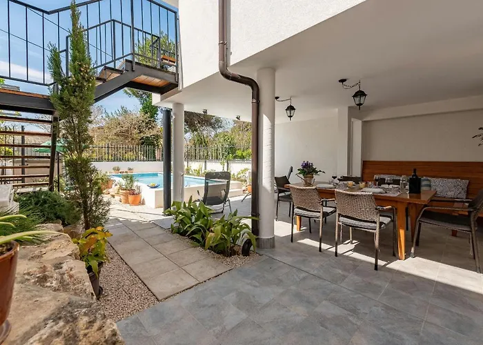 Jelic Zadarvillas Nin